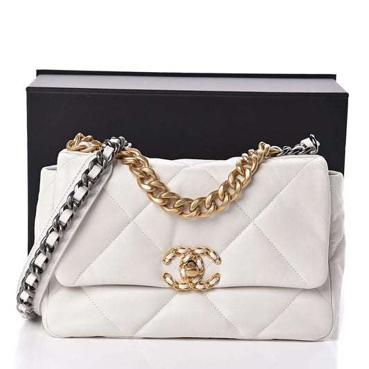 Chanel 19