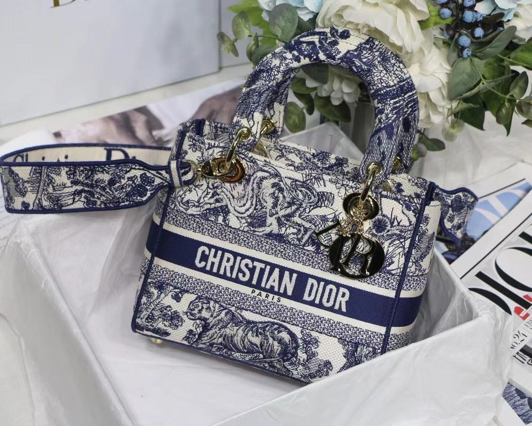 Dior