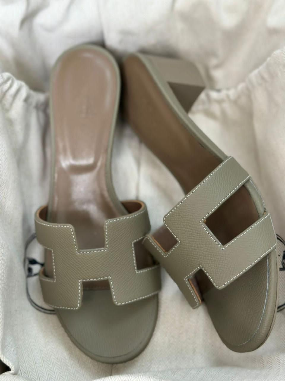 Hermes heels