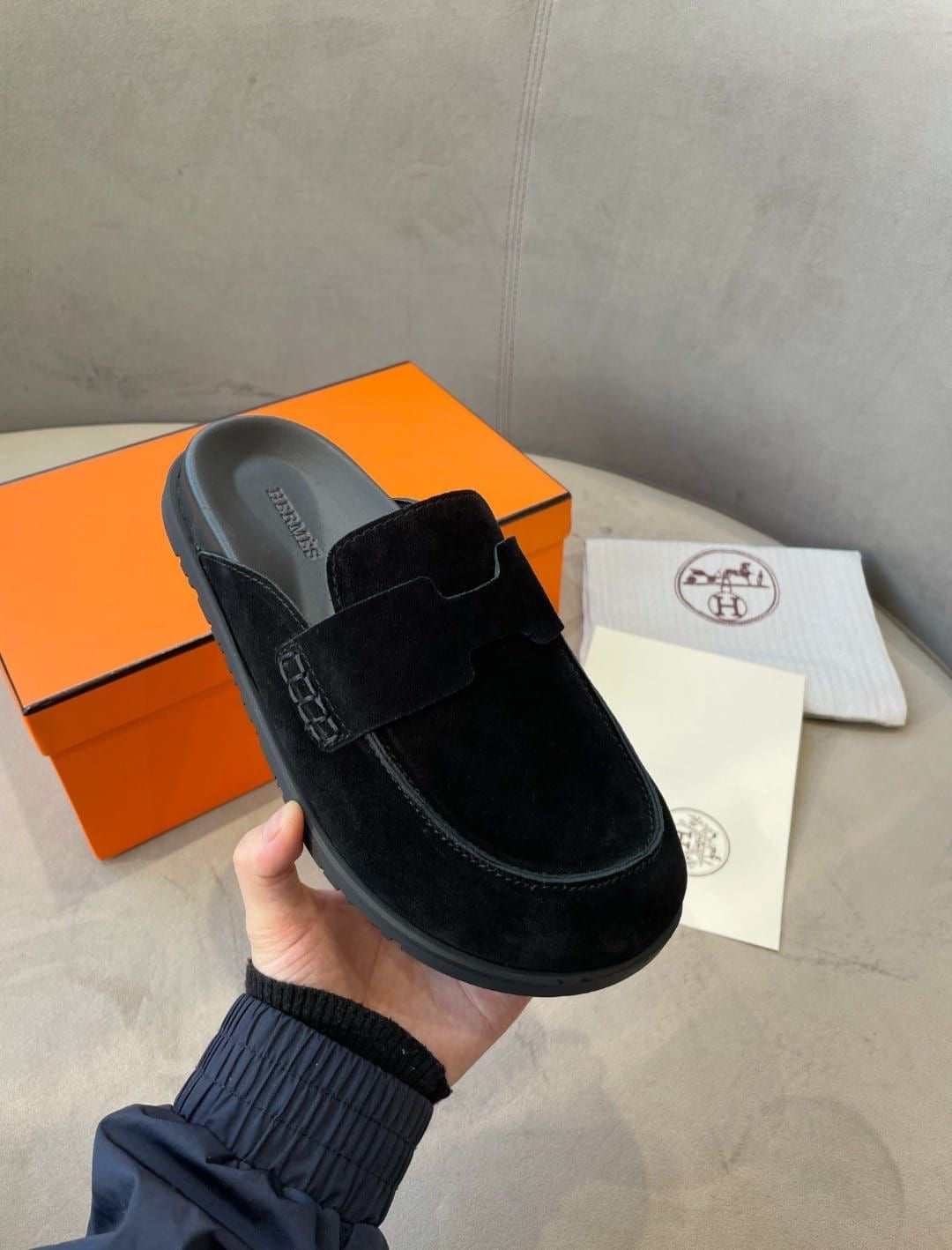 Hermes slipper