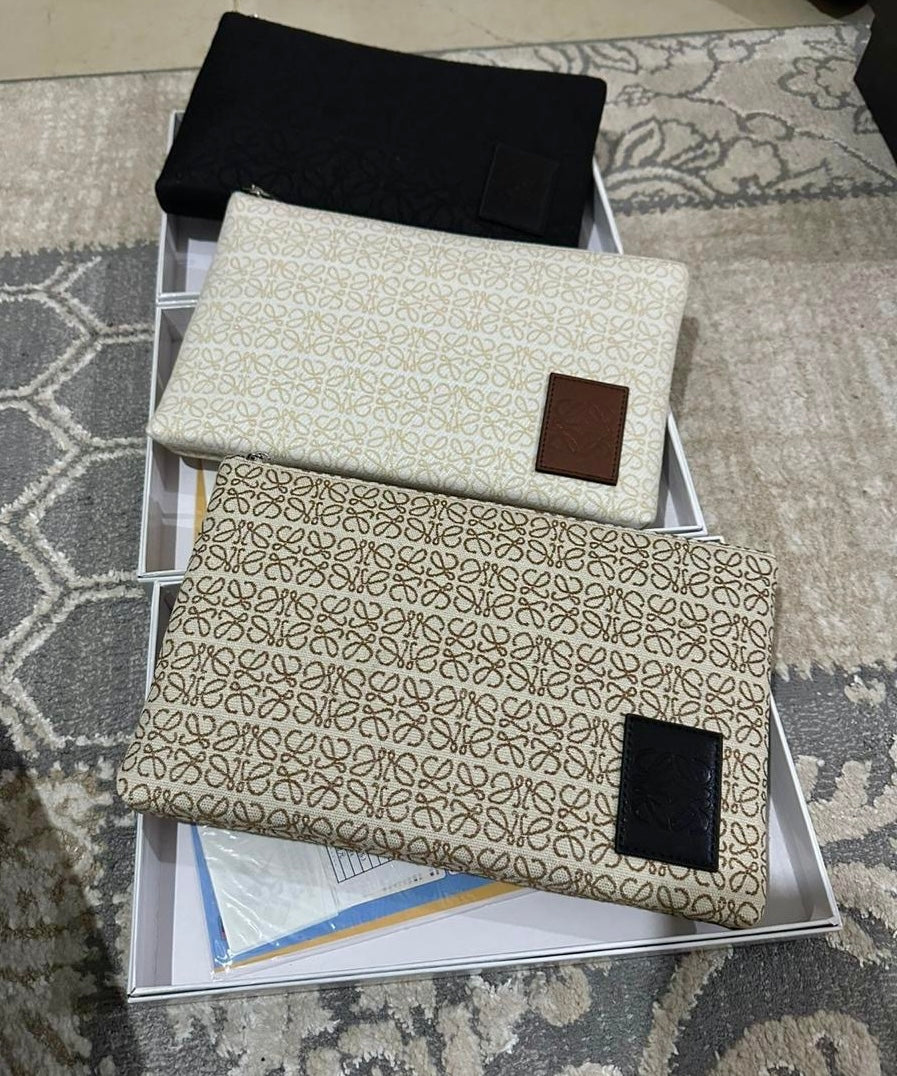 Loewe pouch