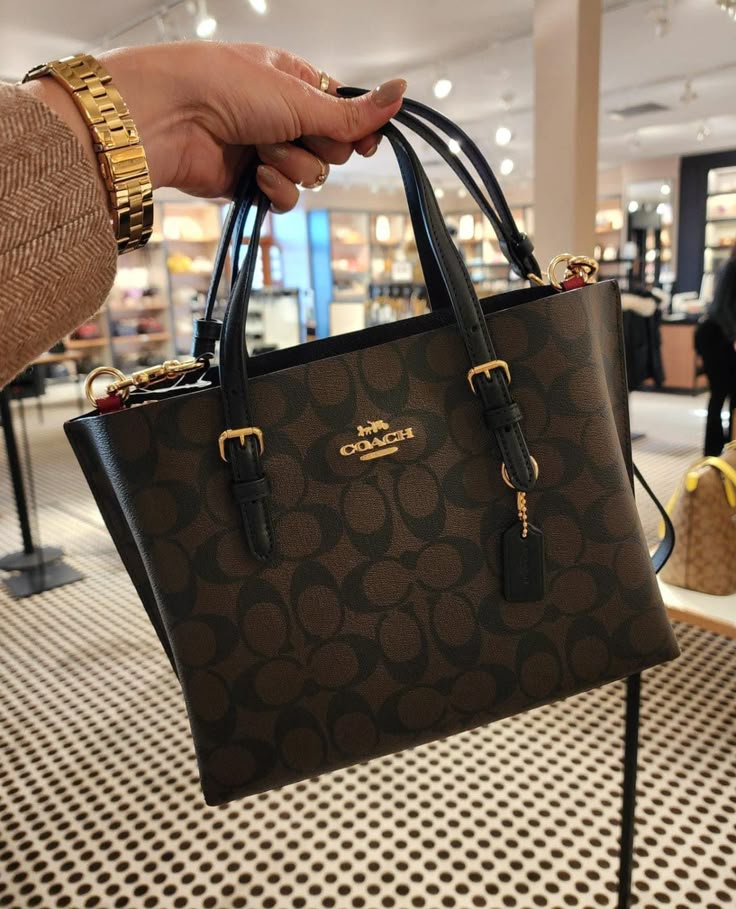Coach bag medium