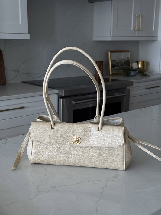 Chanel shoulder bag