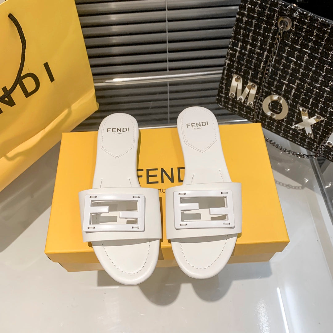 Fendi slipper on preorder