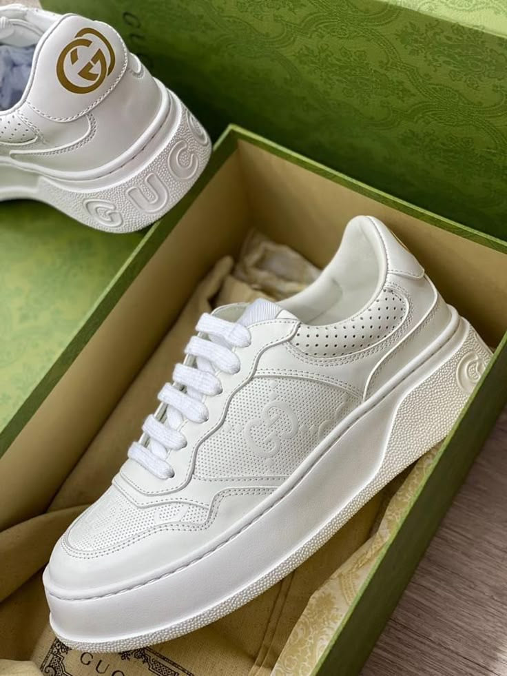 Gucci sneakers