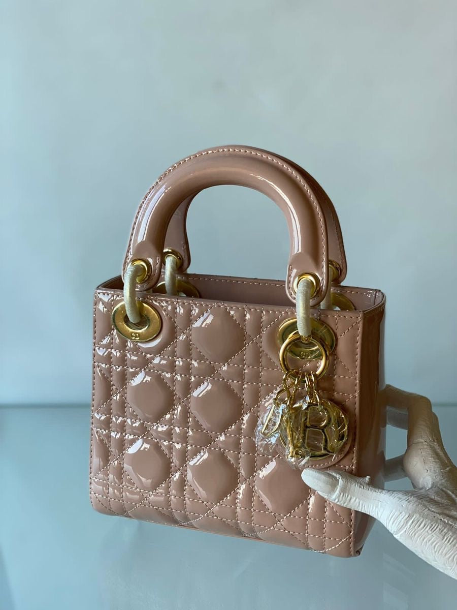 Glossy lady dior