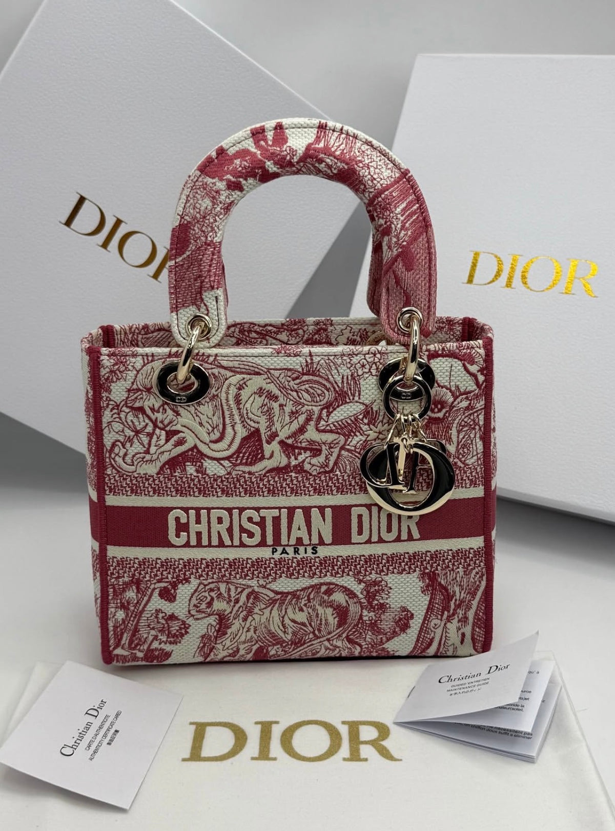 Dior