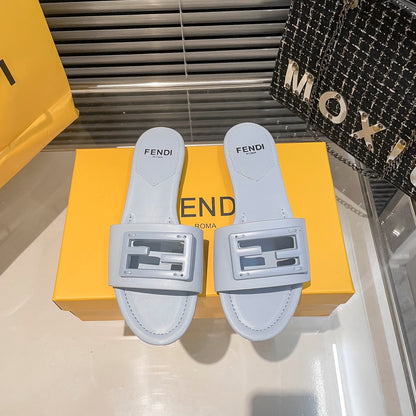 Fendi slipper on preorder