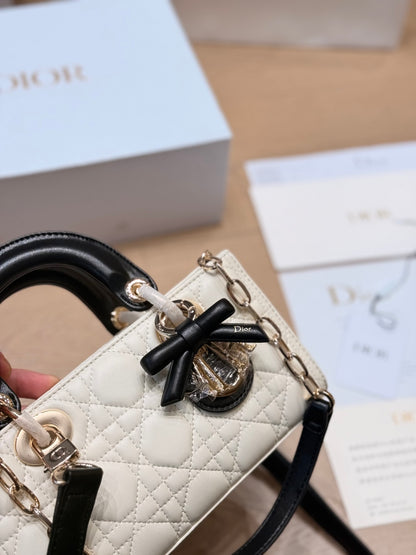 LADY D DIOR 2027