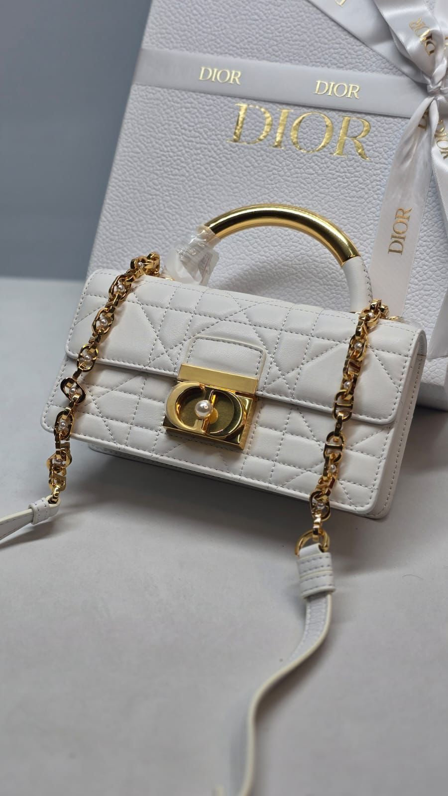 Dior