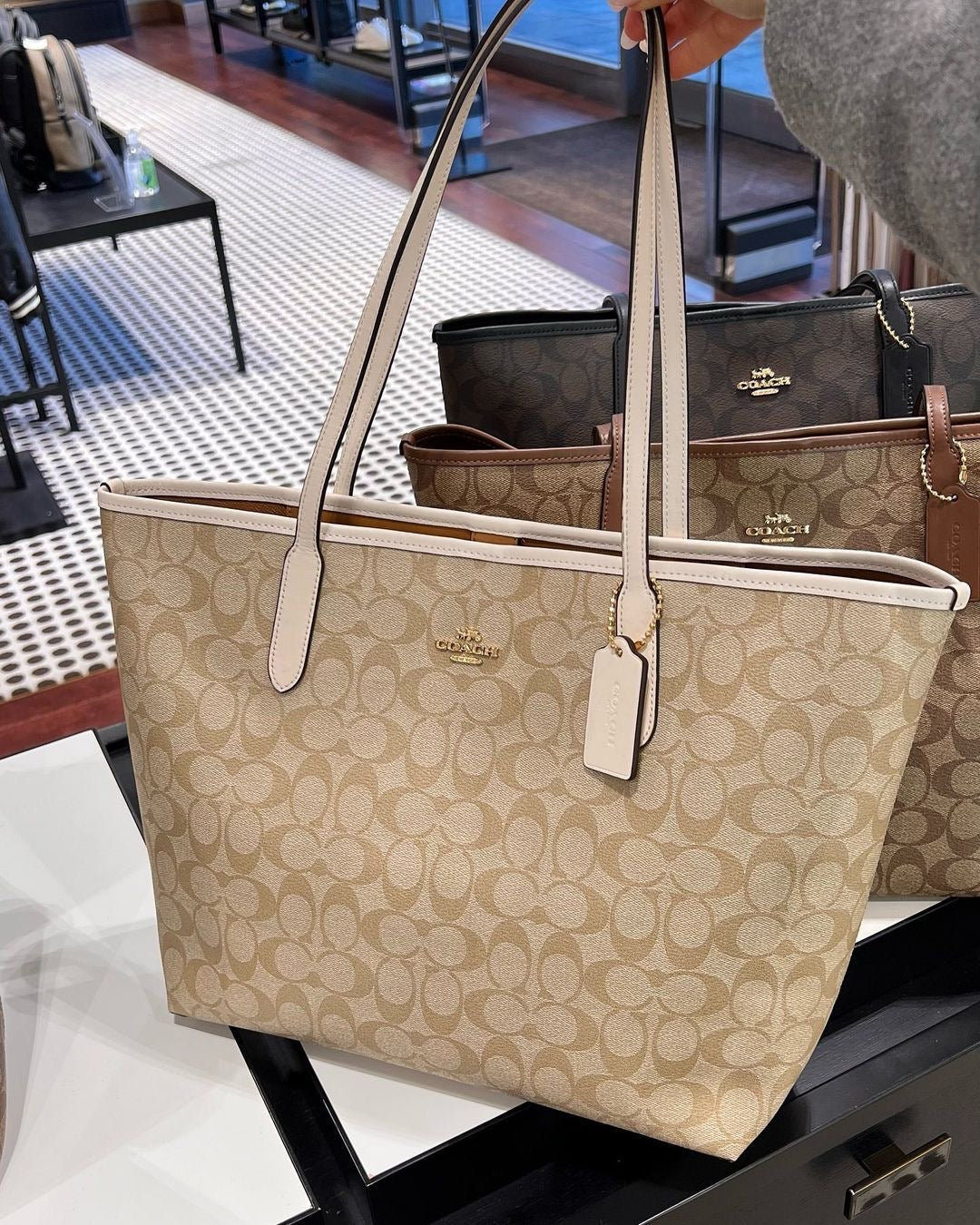 Coach tote