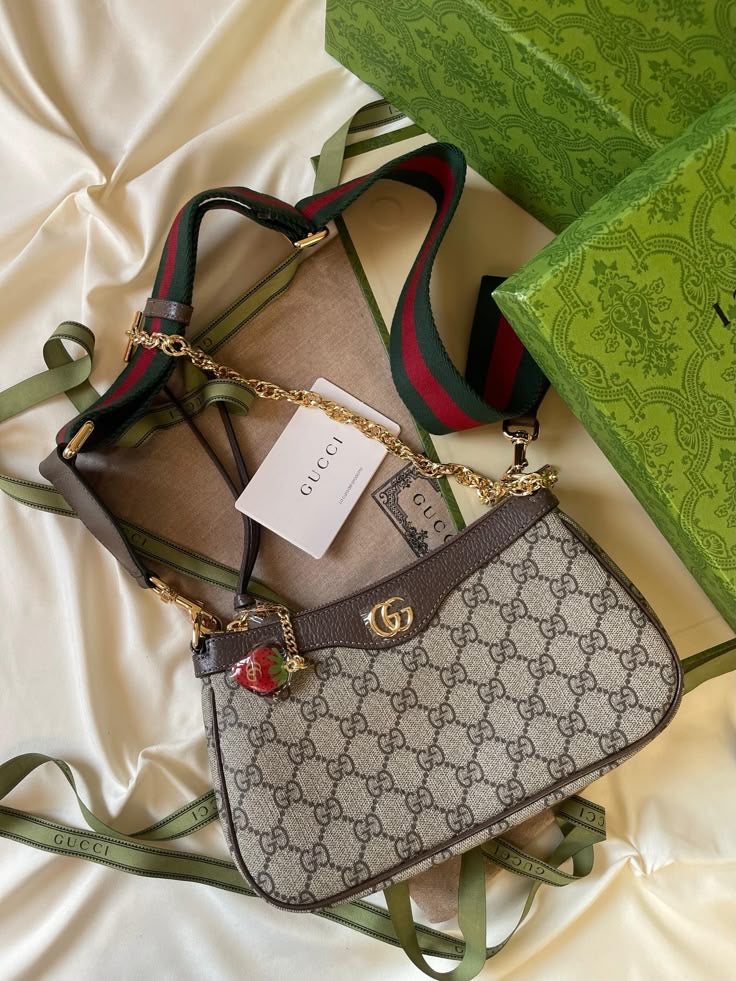 Gucci cross & shoulder bag