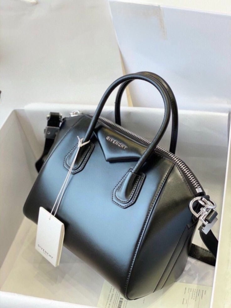 GIVENCHY bag