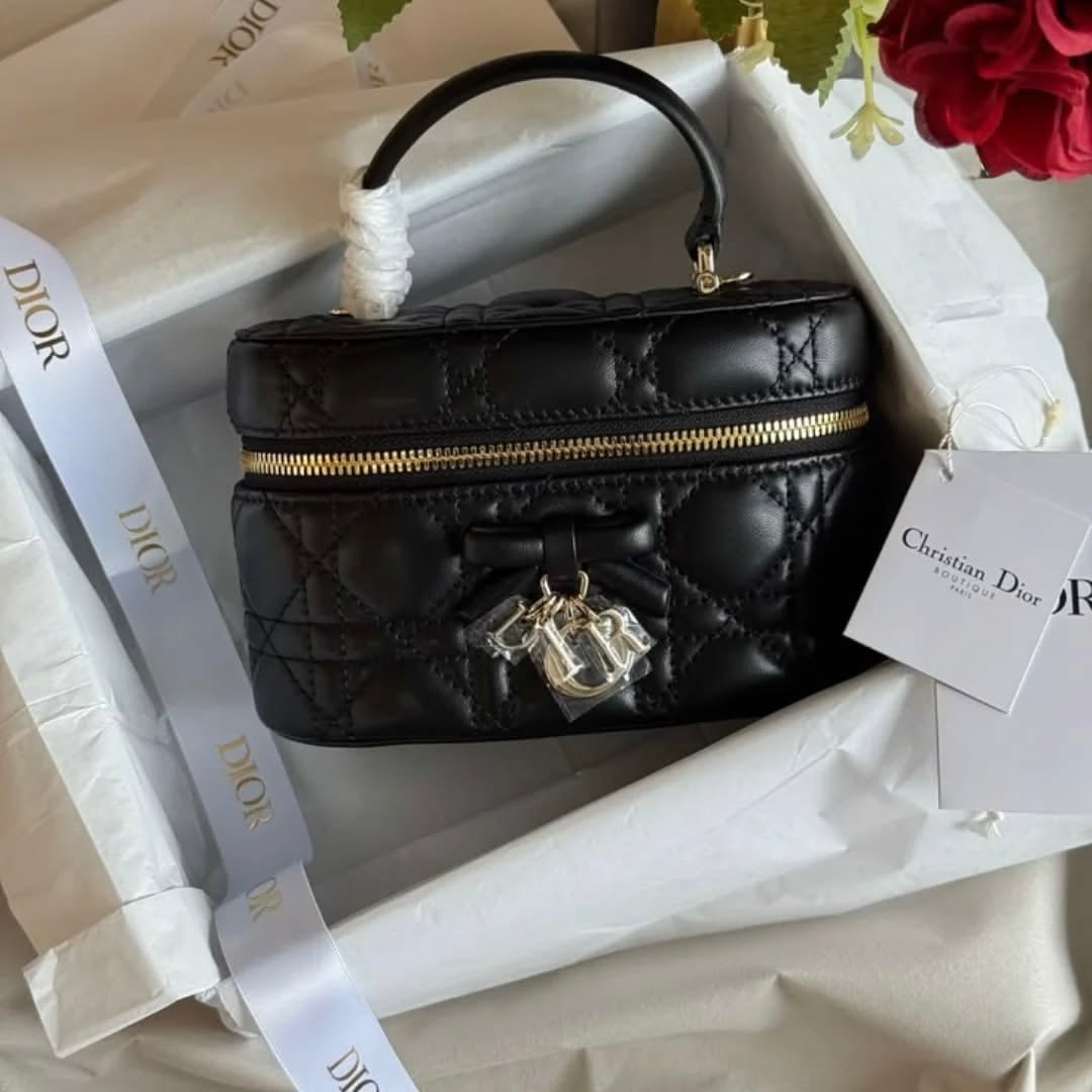 Dior vanity
