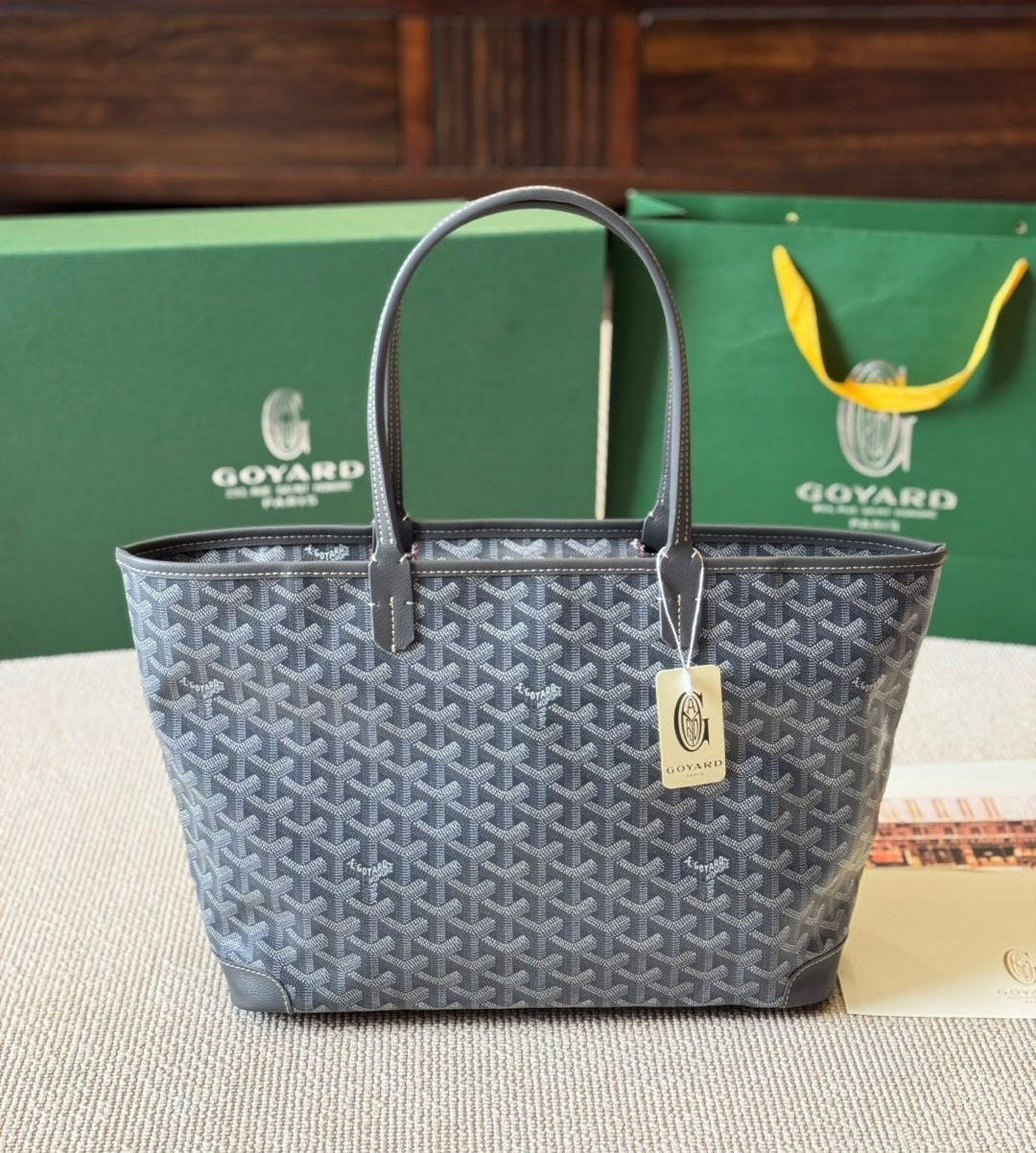 GOYARD ZIPPER TOTE MEDIUM