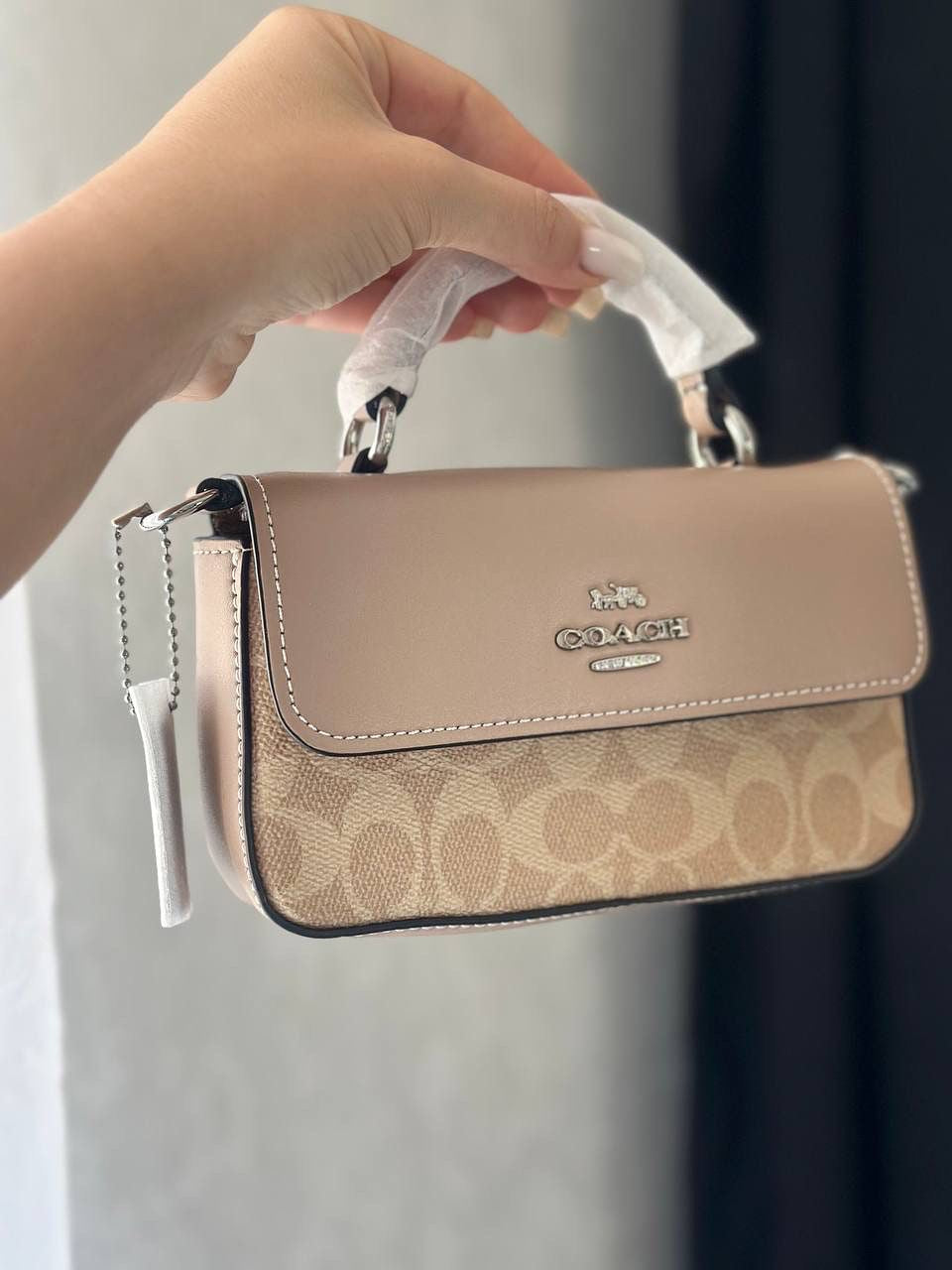 Coach mini