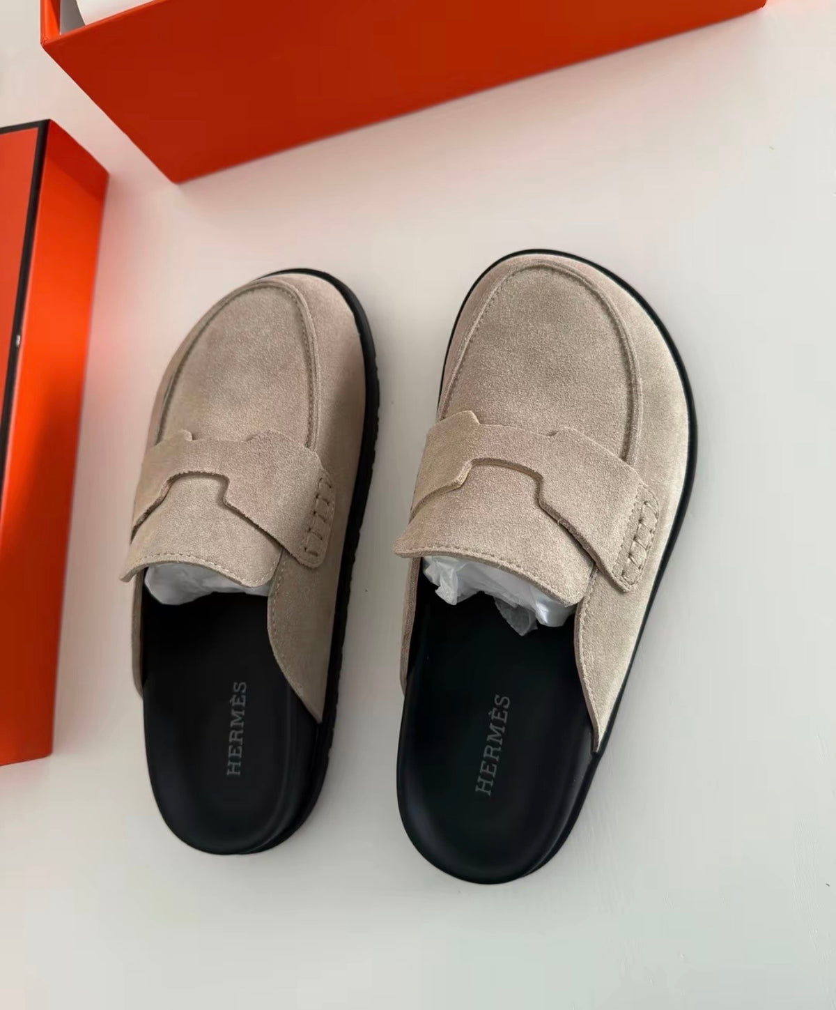 Hermes slipper