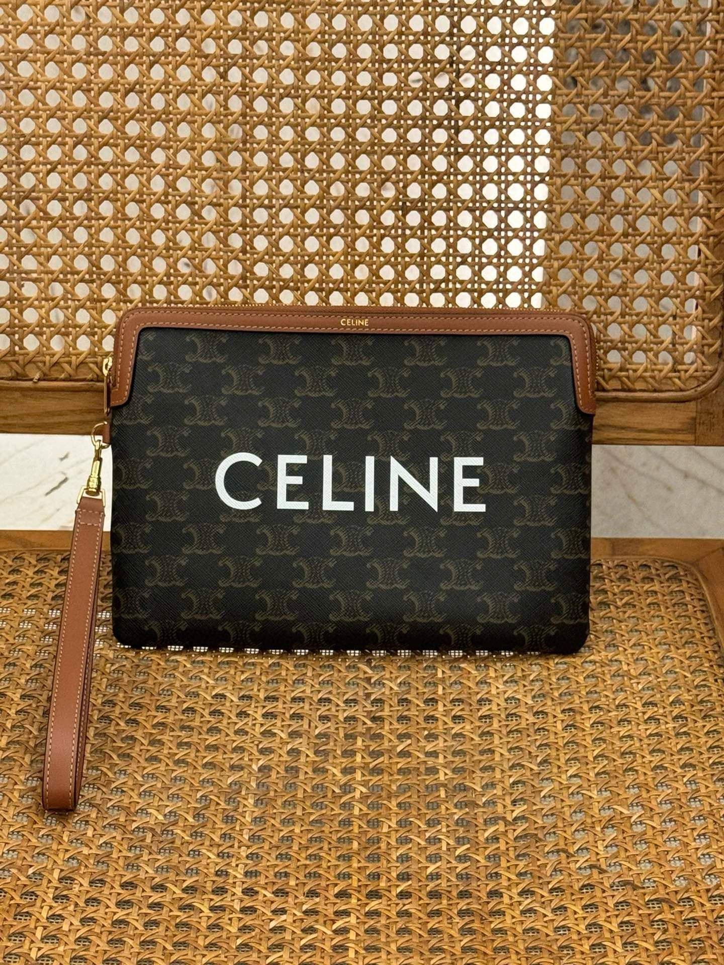 ‏CELINE POUCH