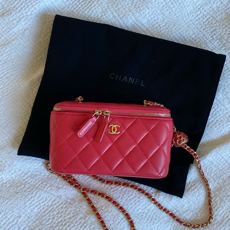 Chanel box