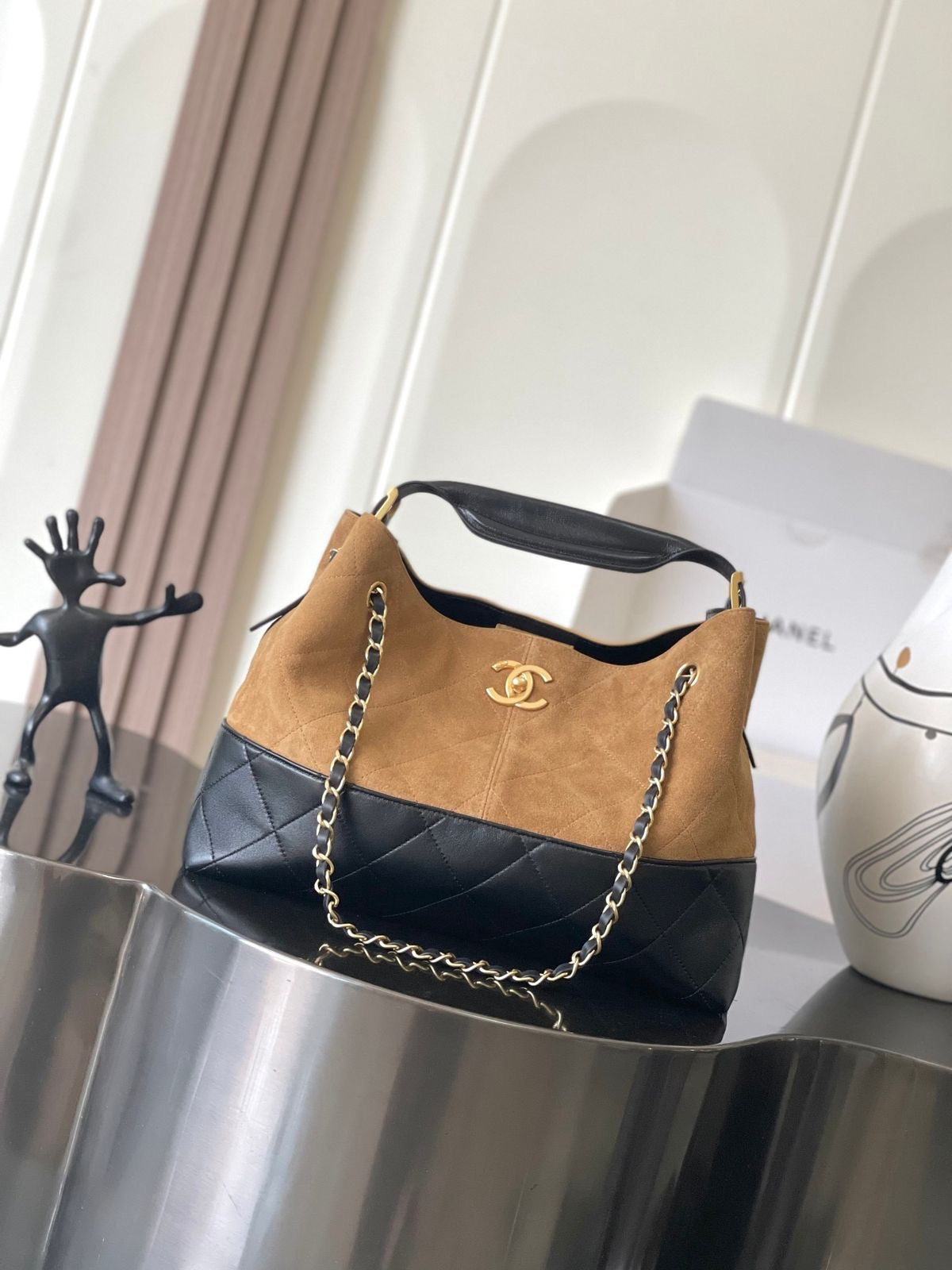 ‏Chanel bag