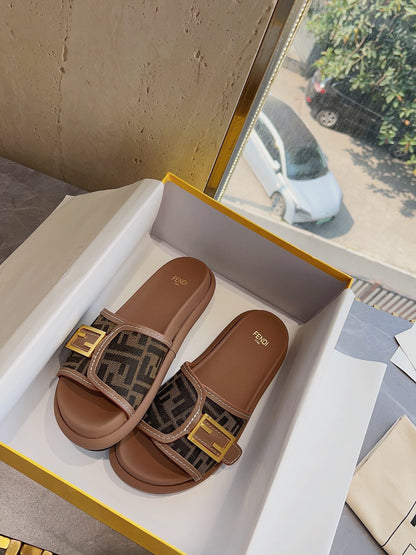 Fendi slipper on preorder