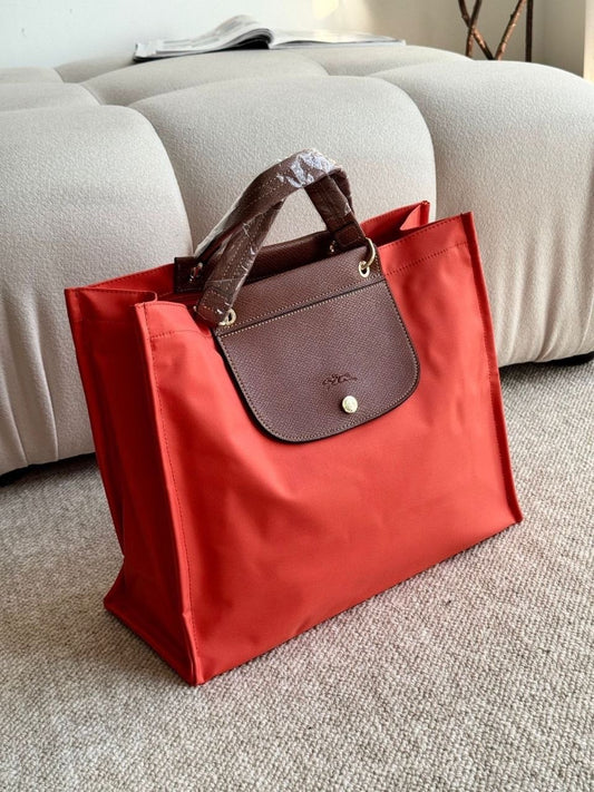 Longchamp tote