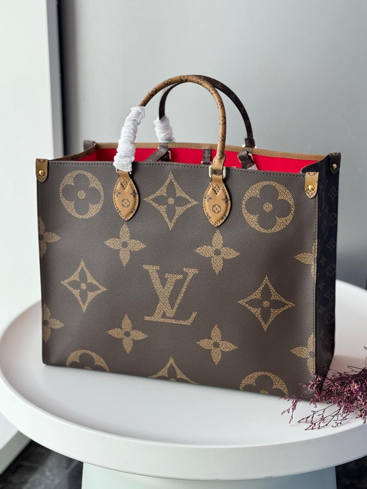 Louis vuitton tote