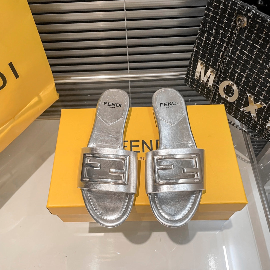 Fendi slipper on preorder