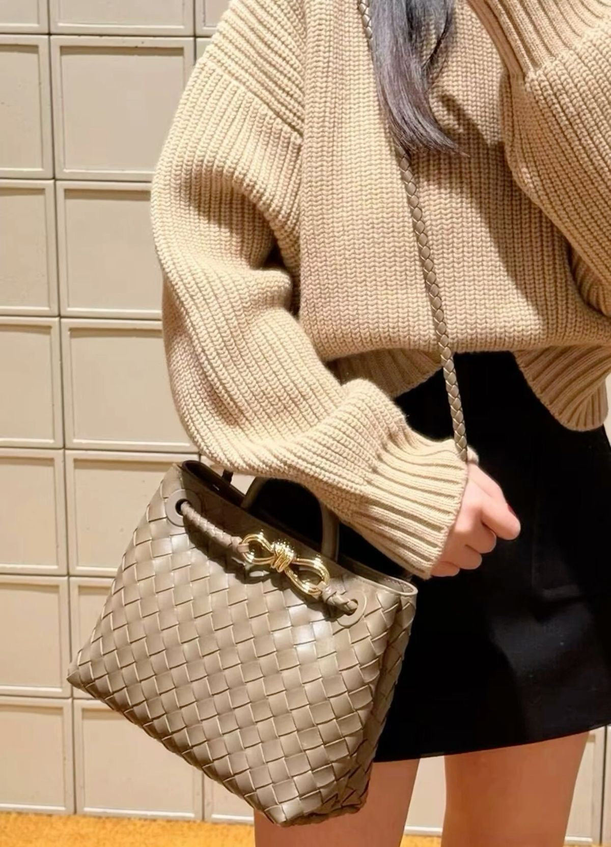 BOTTEGA medium tote