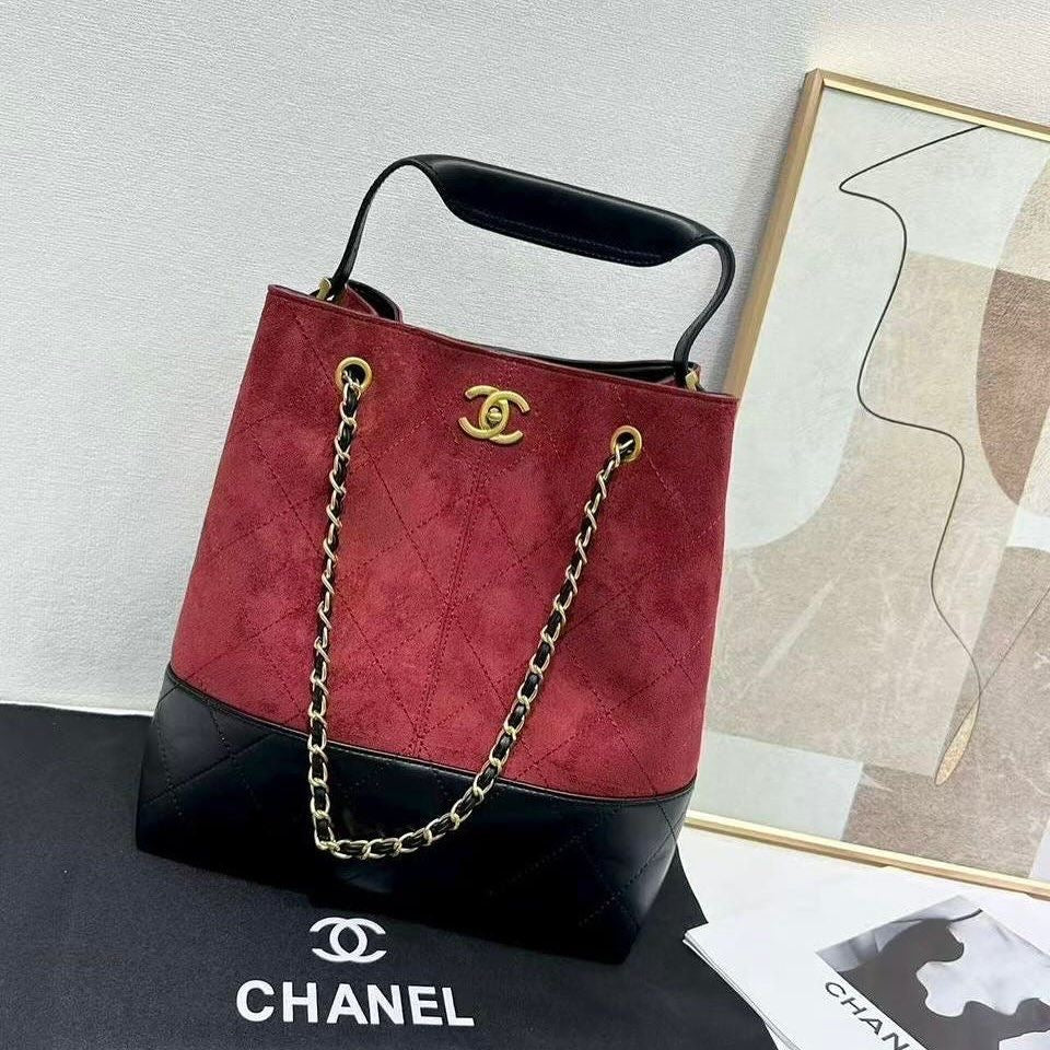 Chanel tote