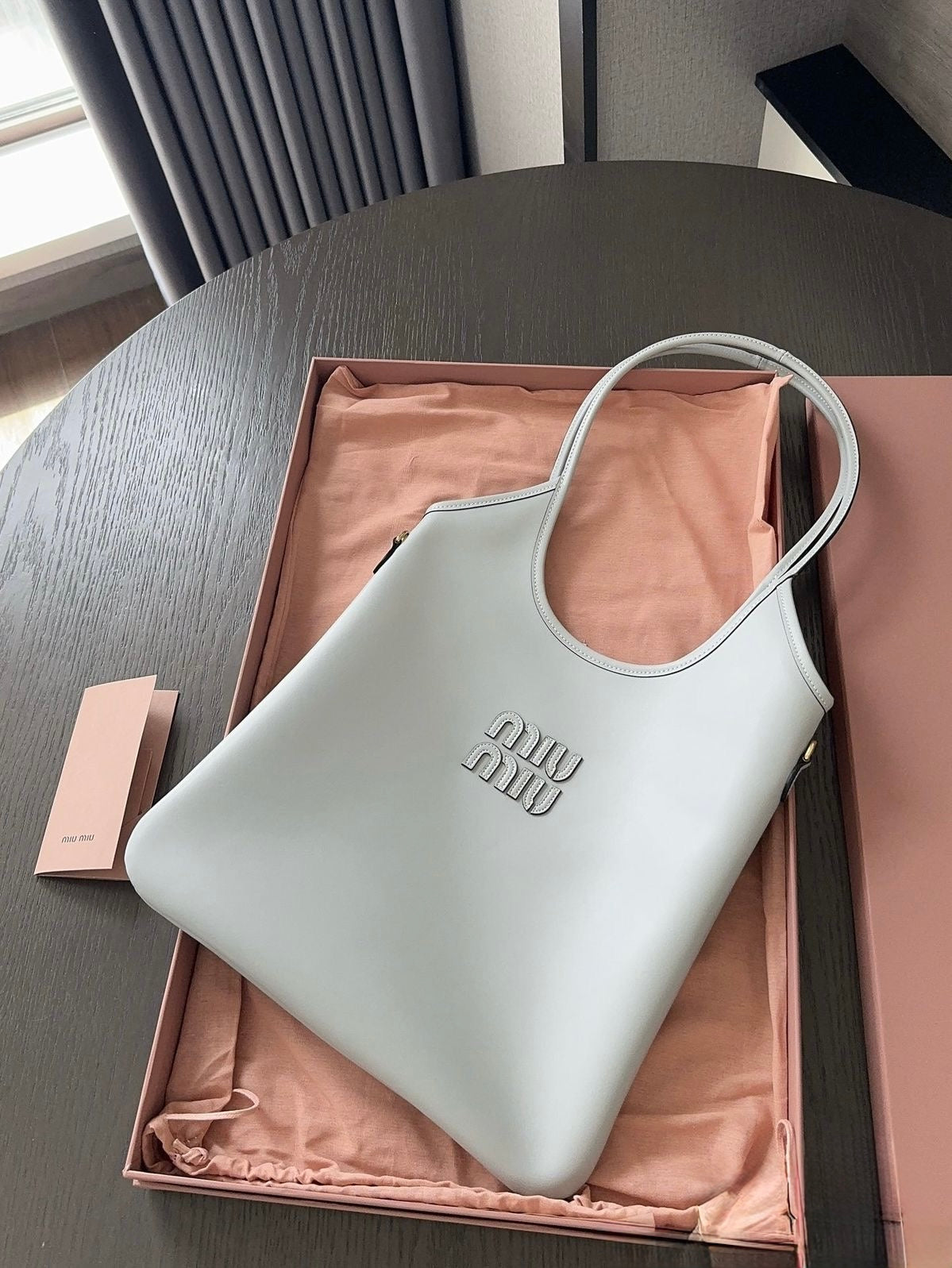 Miumiu tote
