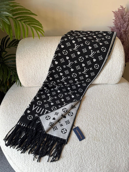 LV SHAWL
