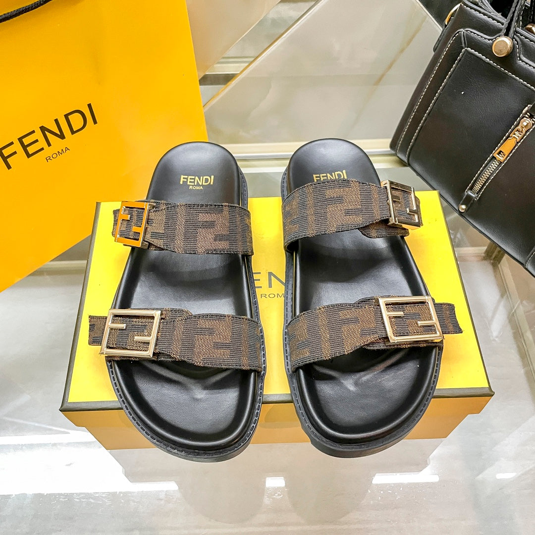 Fendi slipper on preoder
