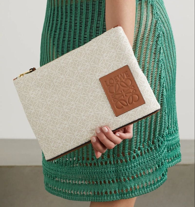 Loewe pouch
