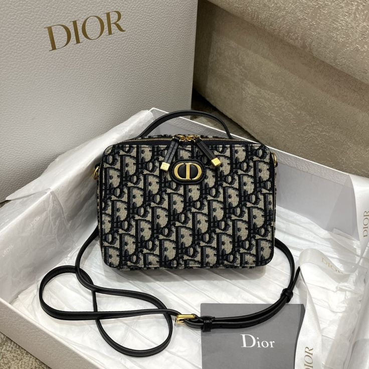 Mini dior box bag