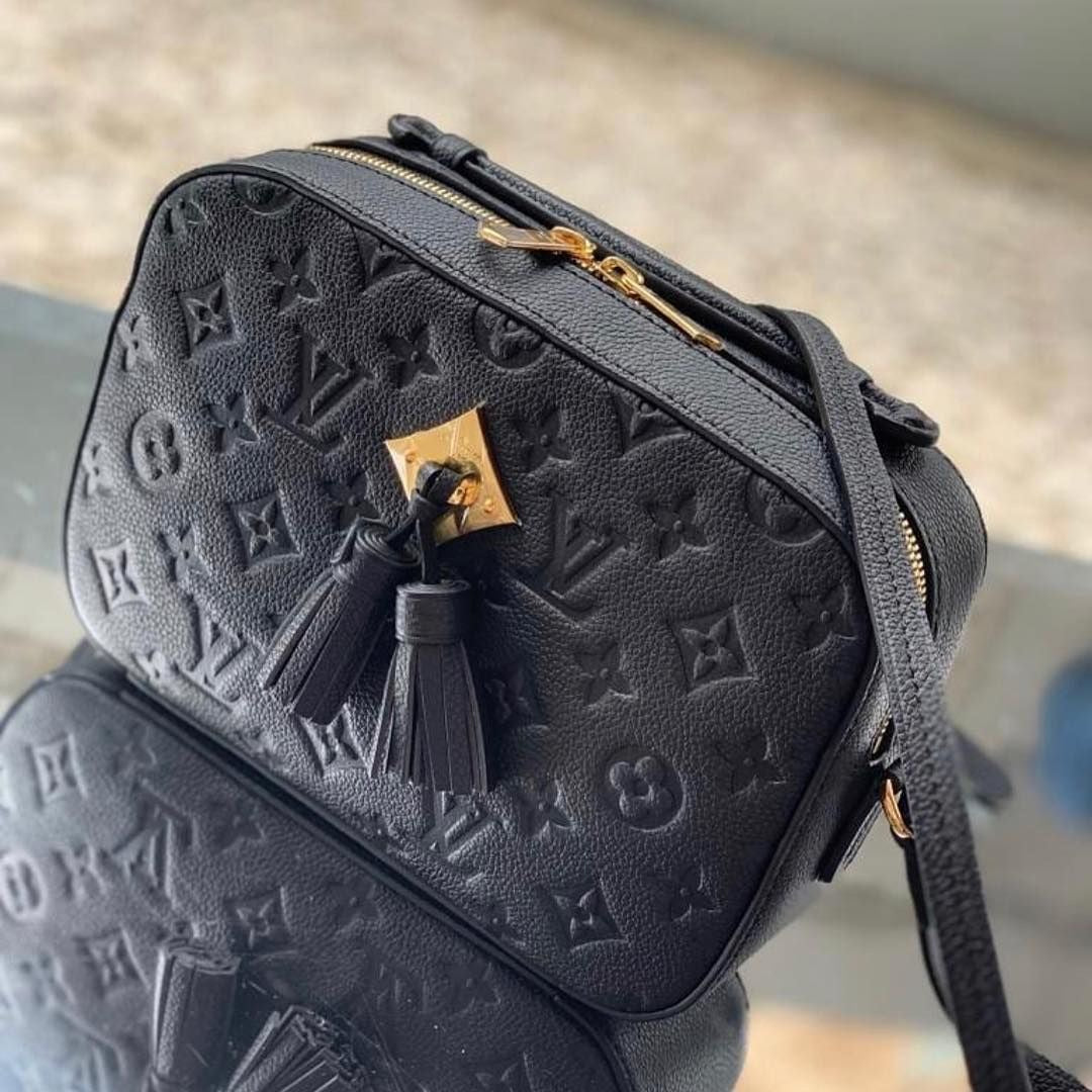Louis vuitton cross
