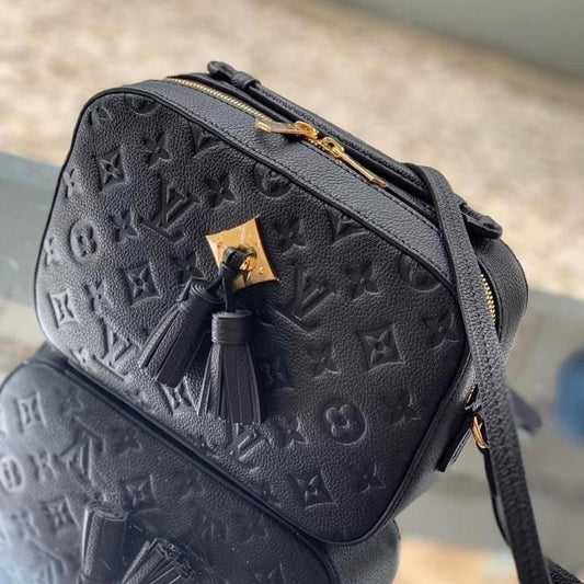 Louis vuitton cross