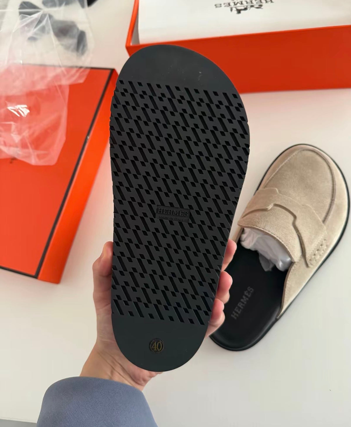 Hermes slipper
