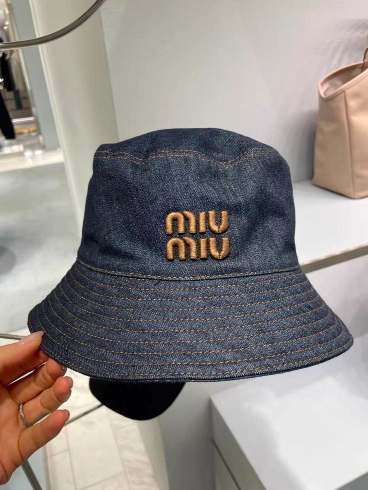 Miu miu hat