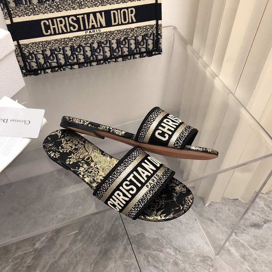 Dior slipper