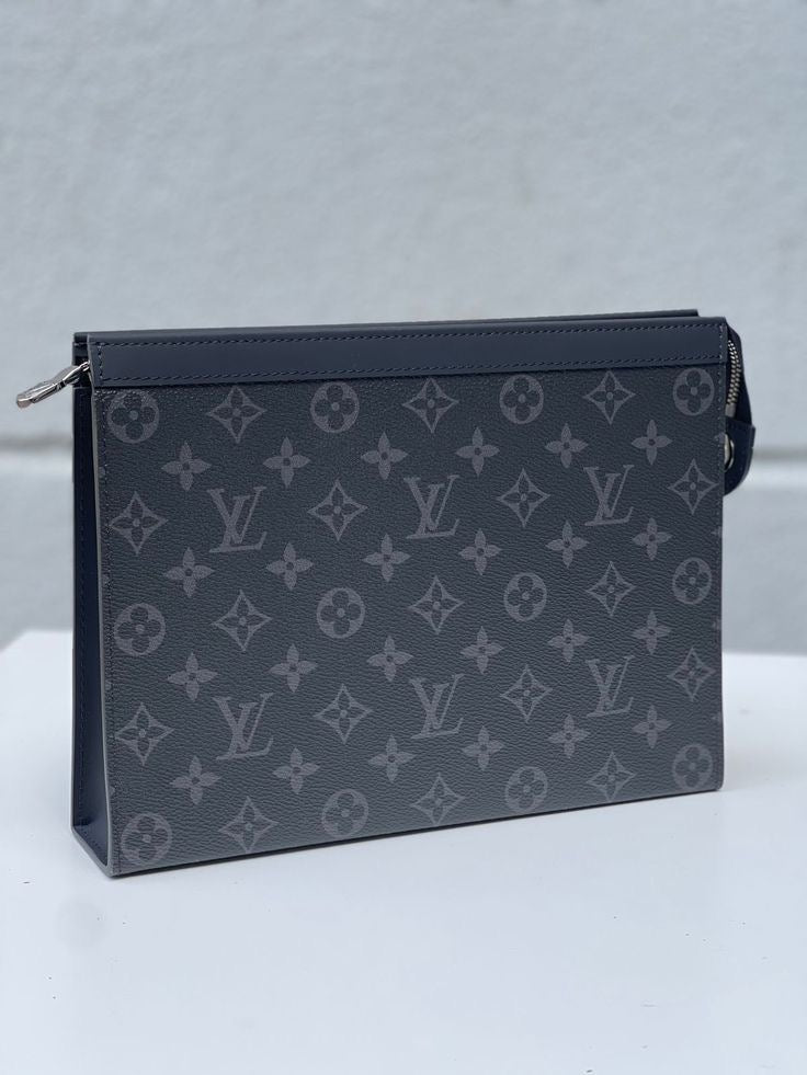 Louis vuitton pouch