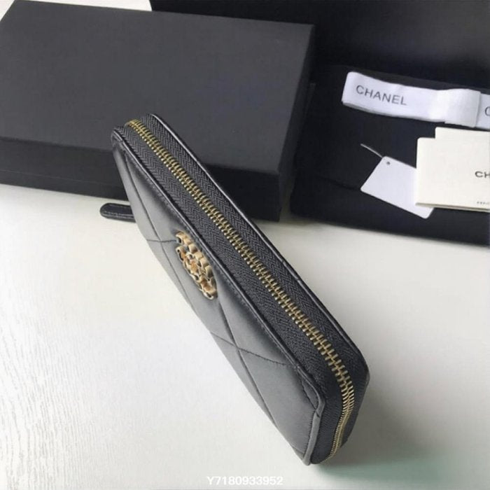 Chanel wallet