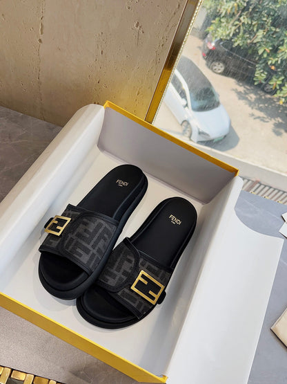 Fendi slipper on preorder