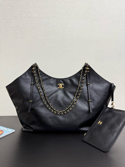 CHANEL TOTE