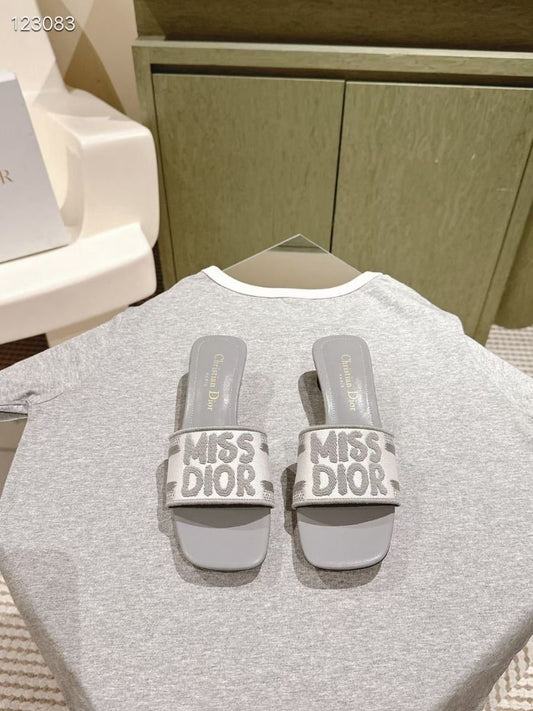 Miss dior heel