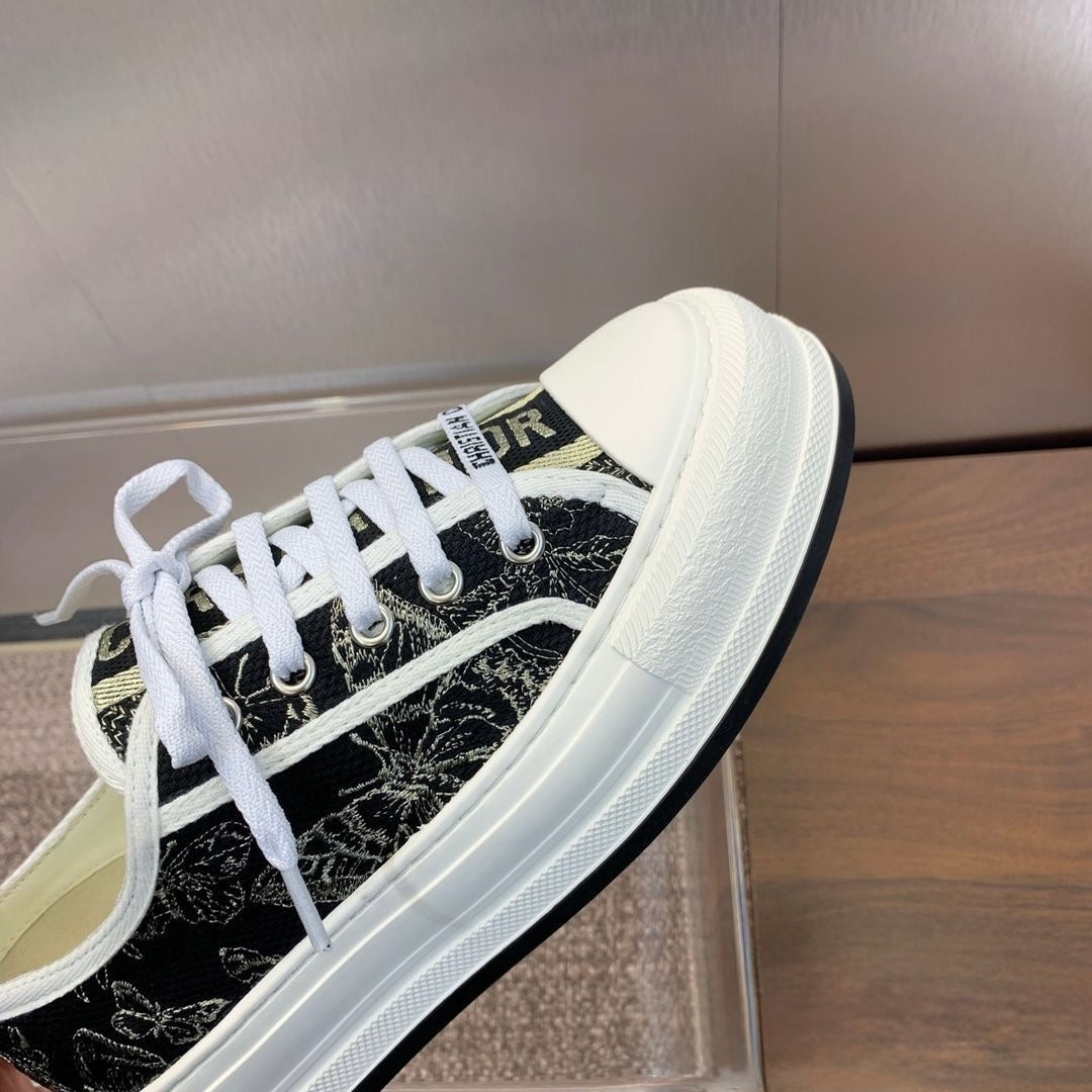 DIOR SNEAKERS