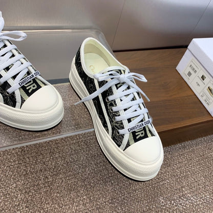 DIOR SNEAKERS