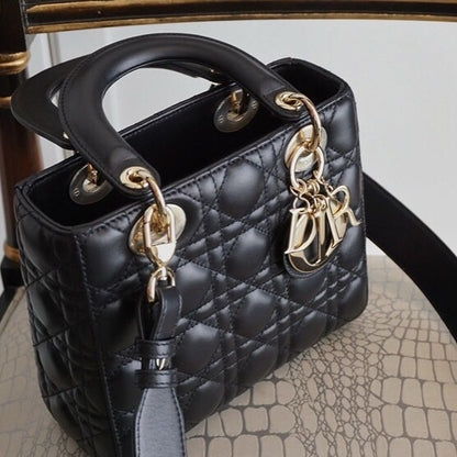 Lady dior medium