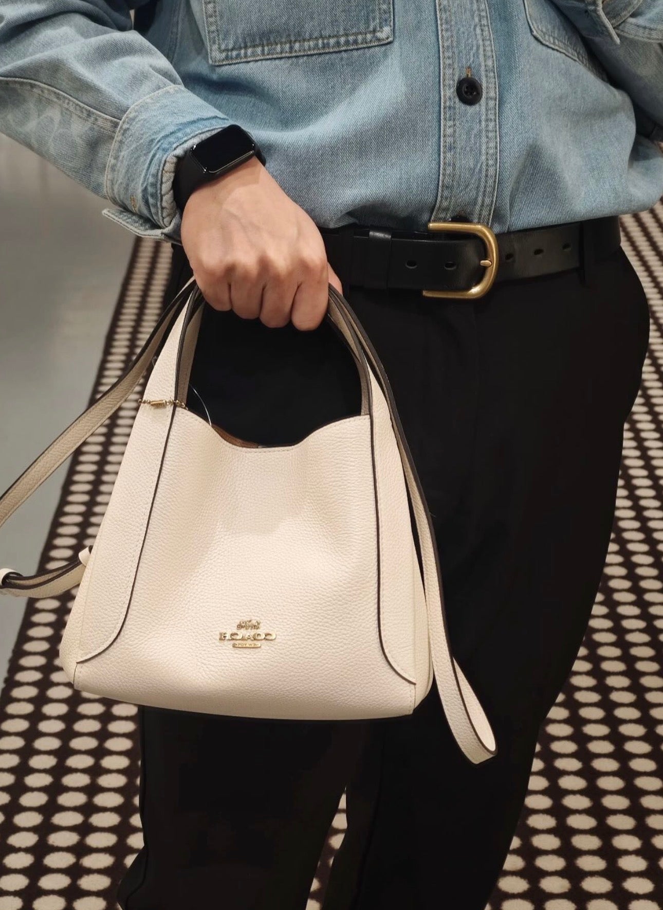 COACH Medium Tote