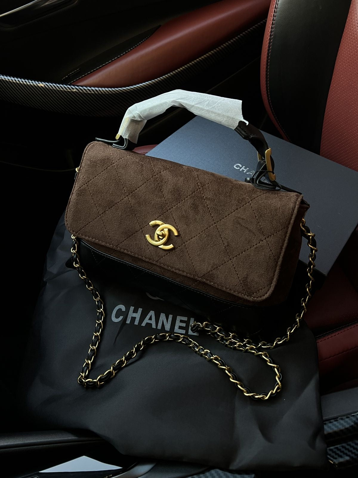 Chanel hand and shoulder